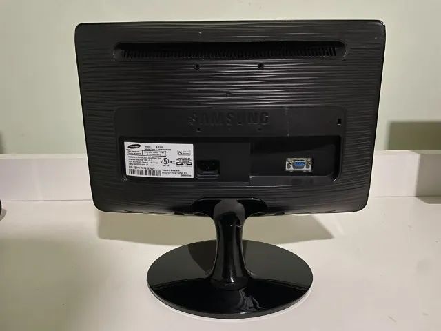 Monitor Samsung 15,6 - Frete Grátis - Foto 2