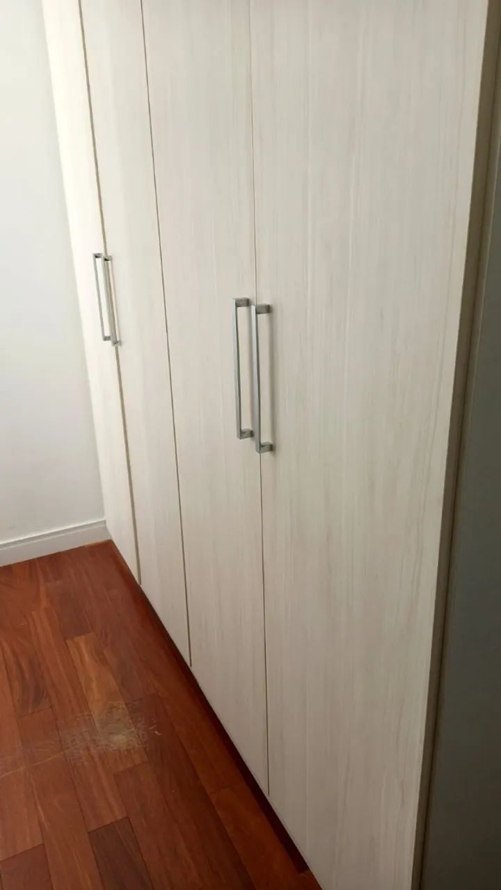 Guarda-Roupa Embutido 