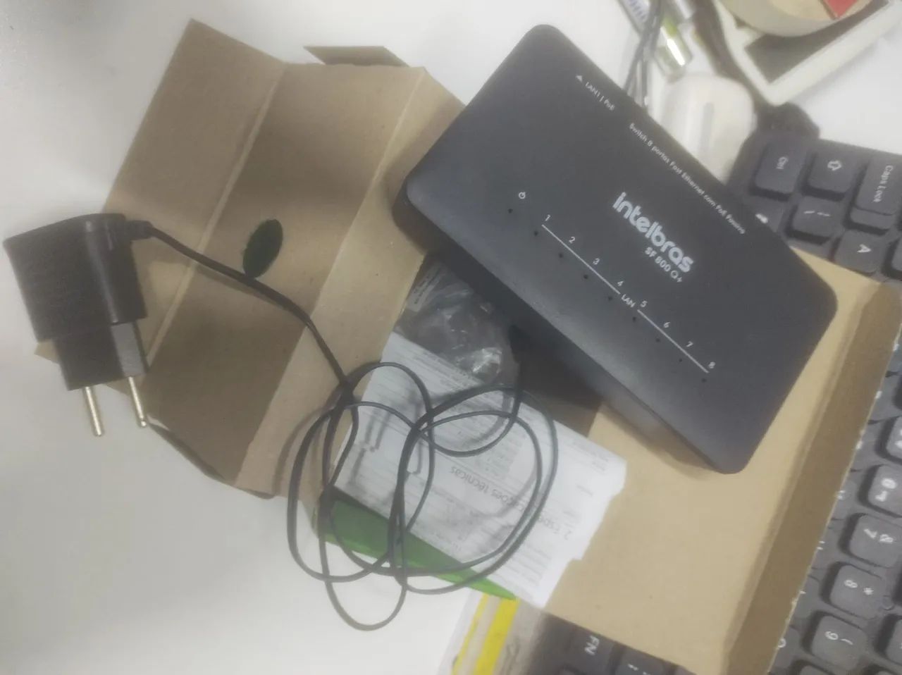 Switch Fast Ethernet 8 portas Intelbras 