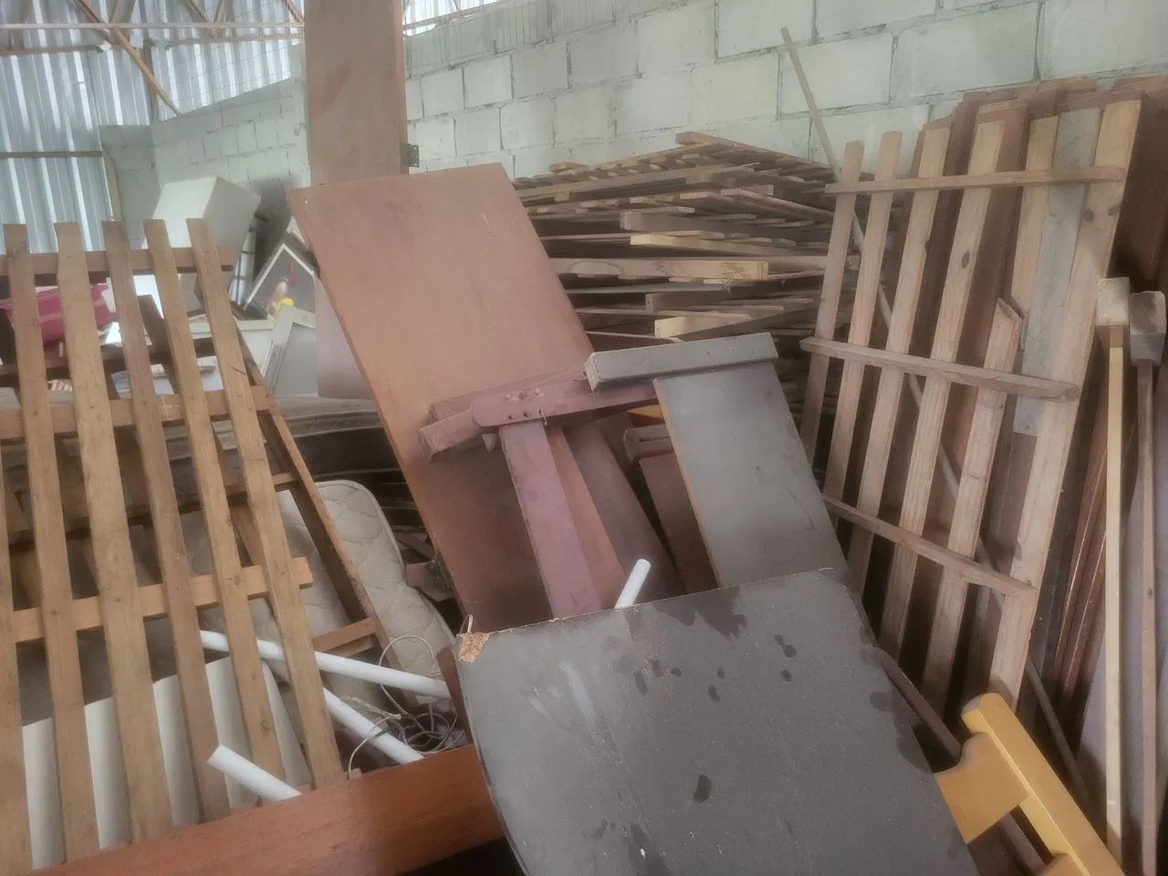 Vendo madeiras e camas em madeiras  - Foto 5