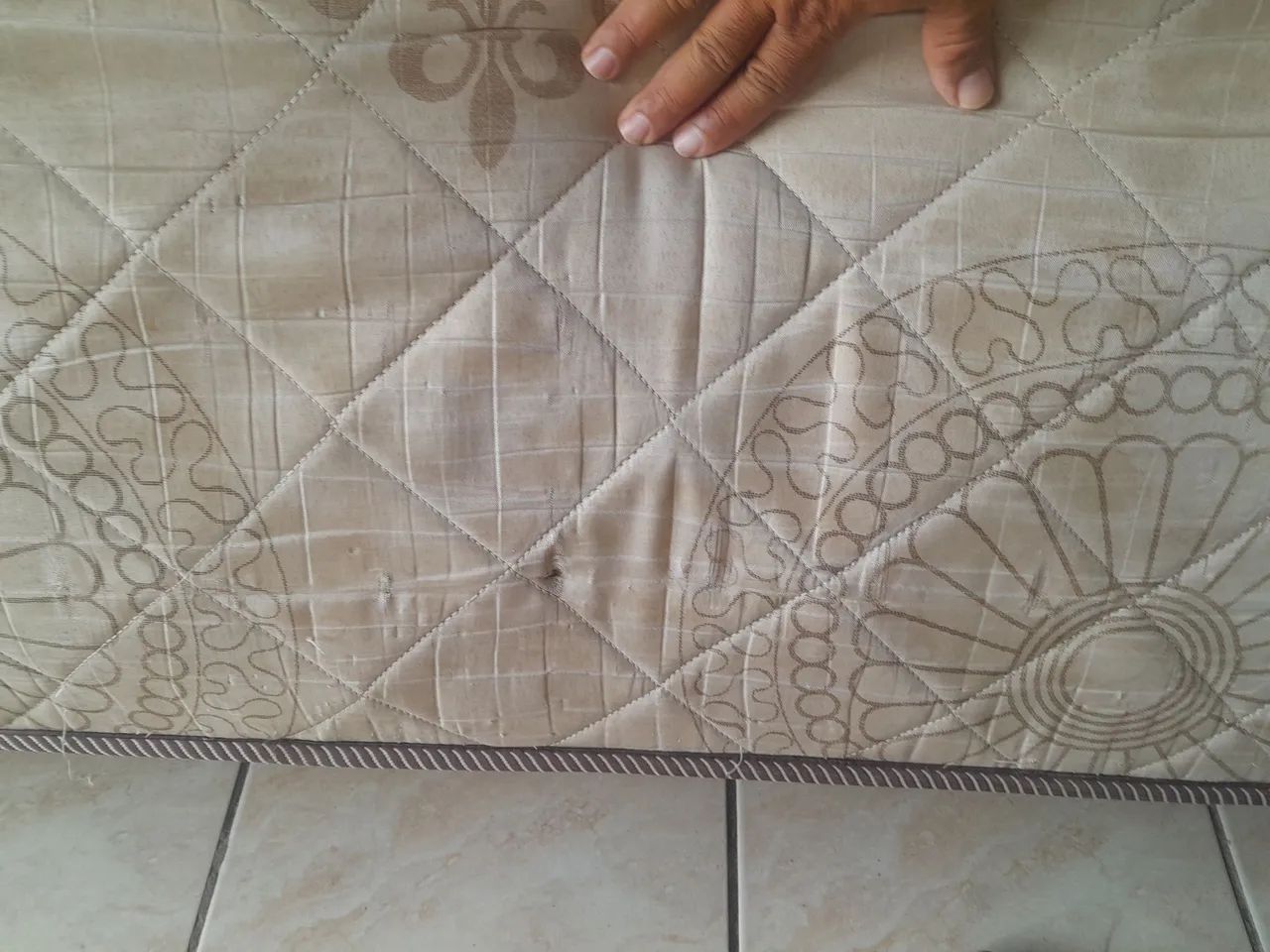 Vendo cama Solteirão  - Foto 4