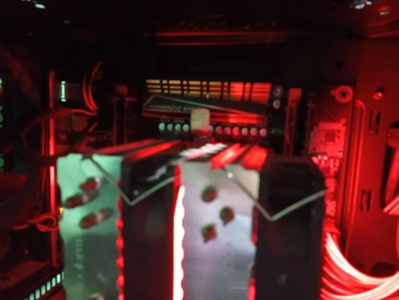Placa mãe gaming Huananzhi e processador E5 2690 2.9ghz  - Foto 3