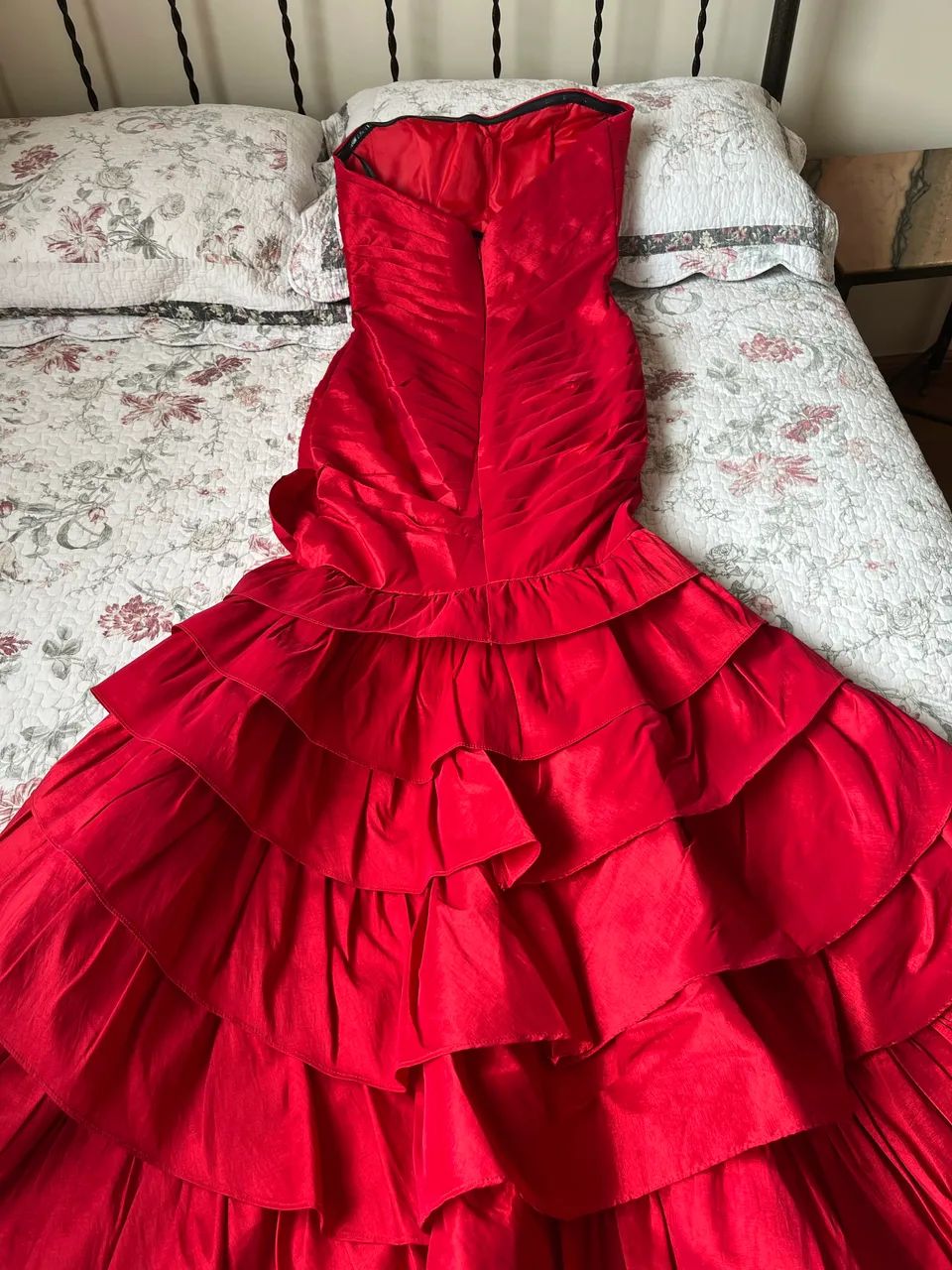 Vestido vermelho de festa