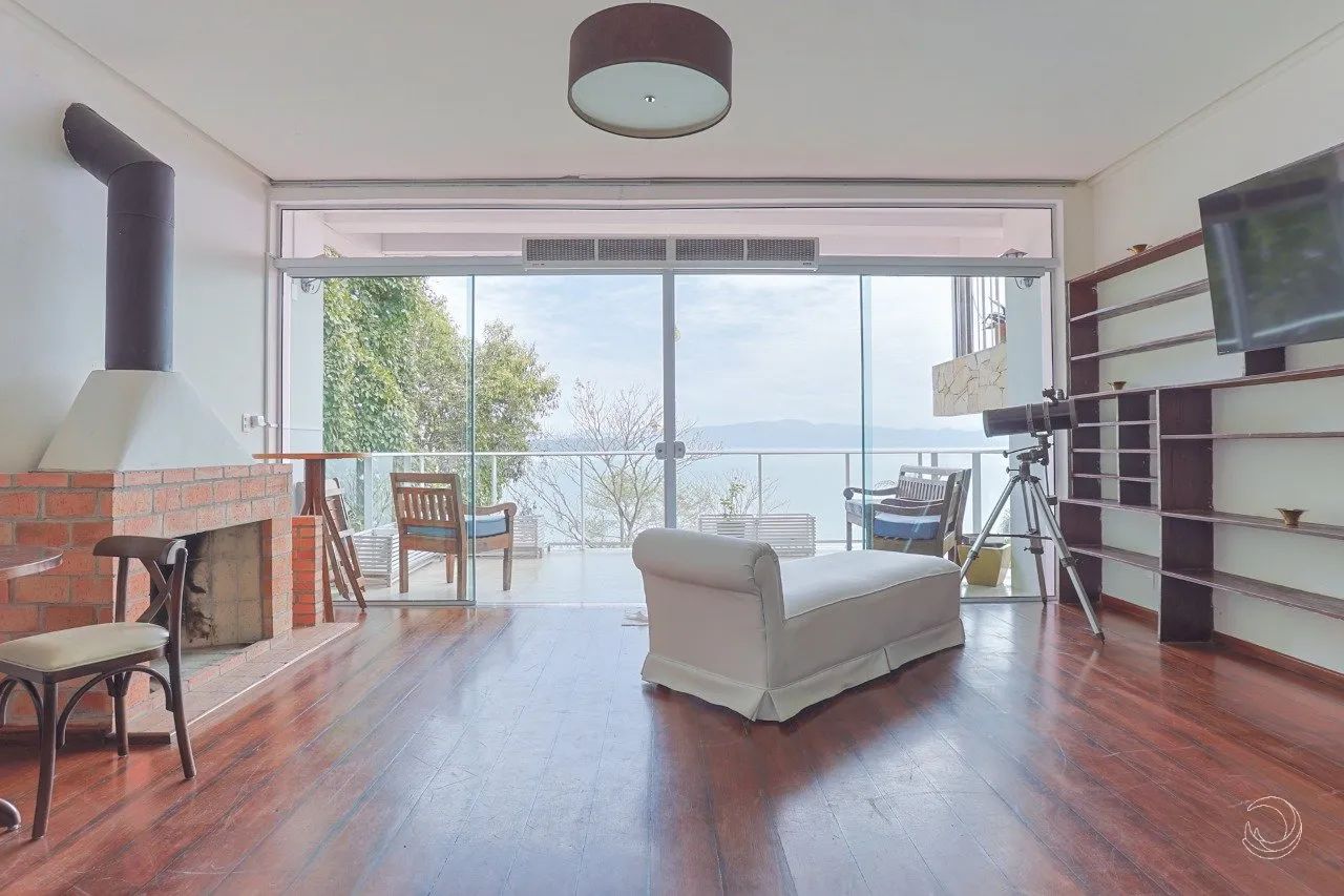 Casa Alto Padrão com 5 suítes em Sambaqui - Foto 4
