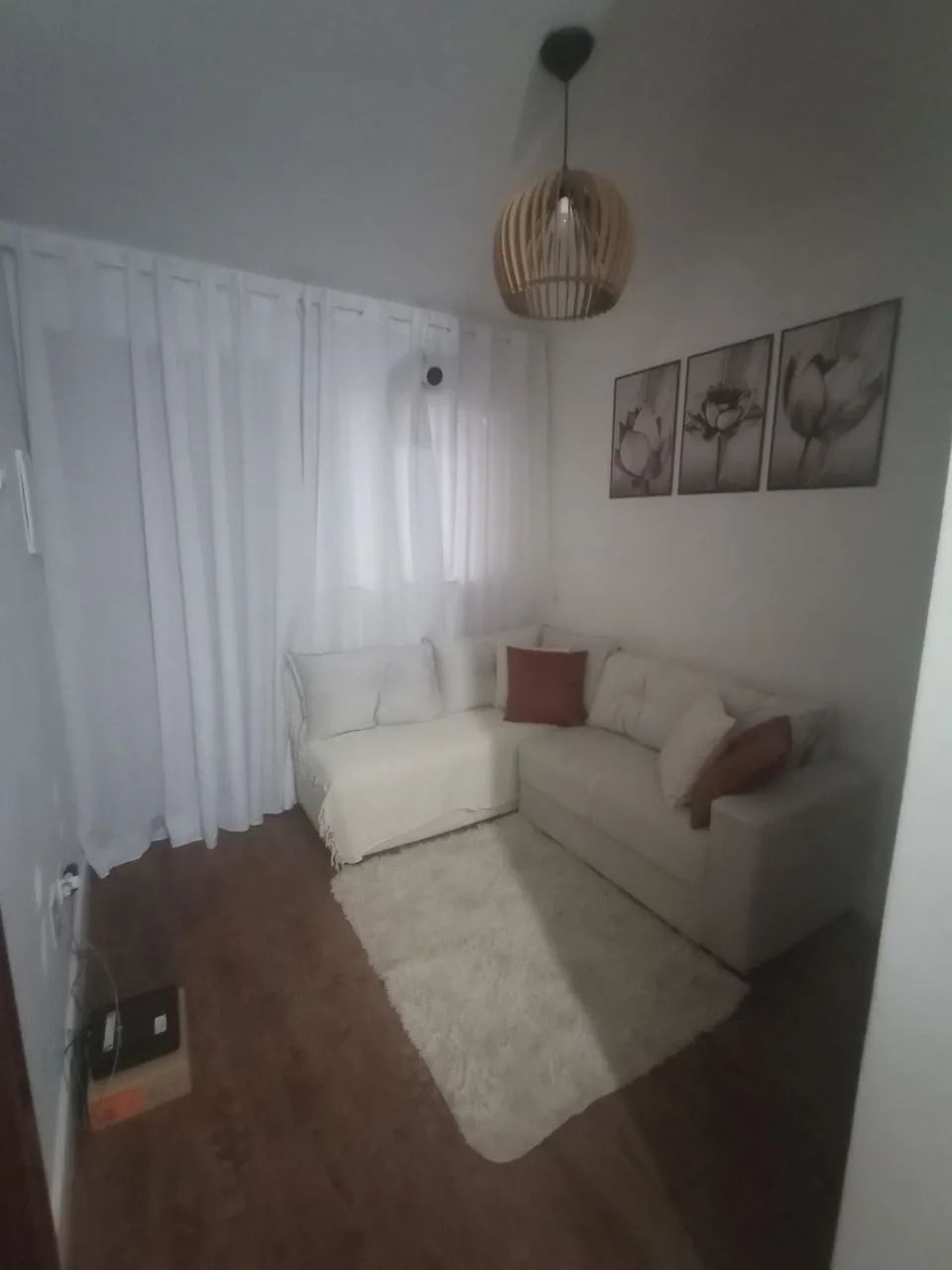 Sofá em L64962178043651122