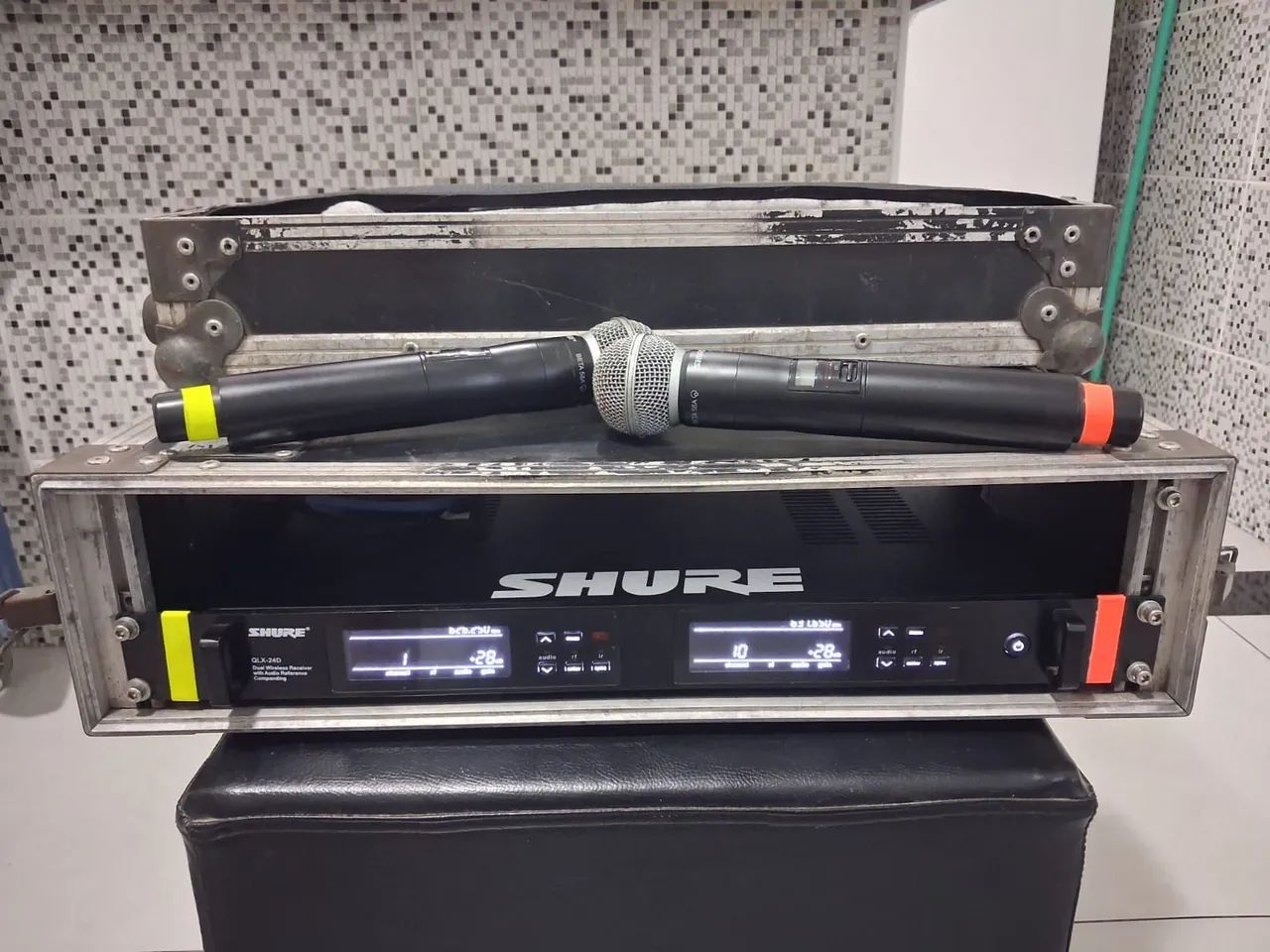 Vende se microfone shure - Foto 2