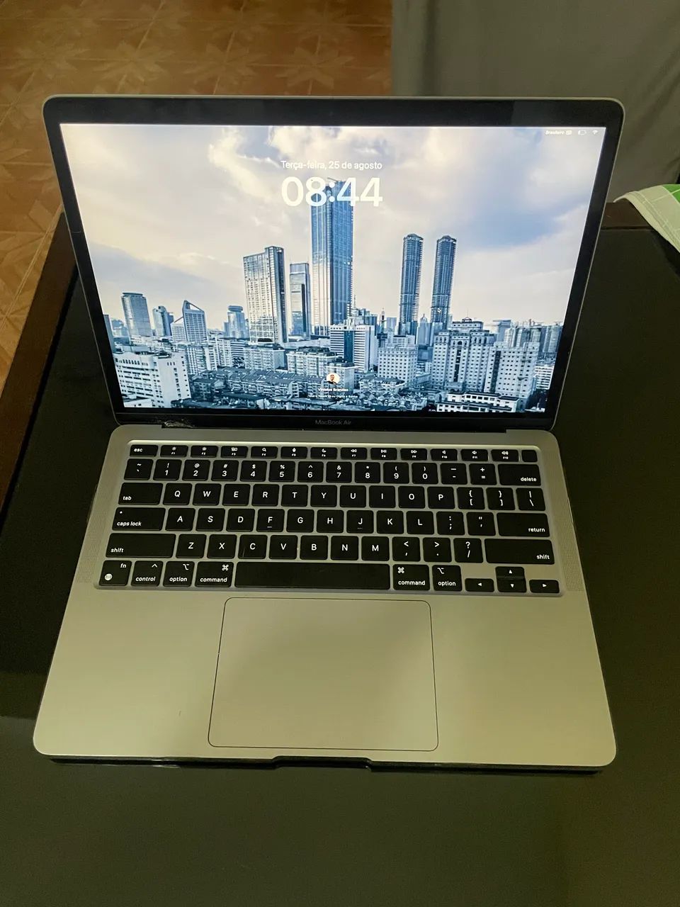 MacBook Air M1  ? 8GB RAM ?