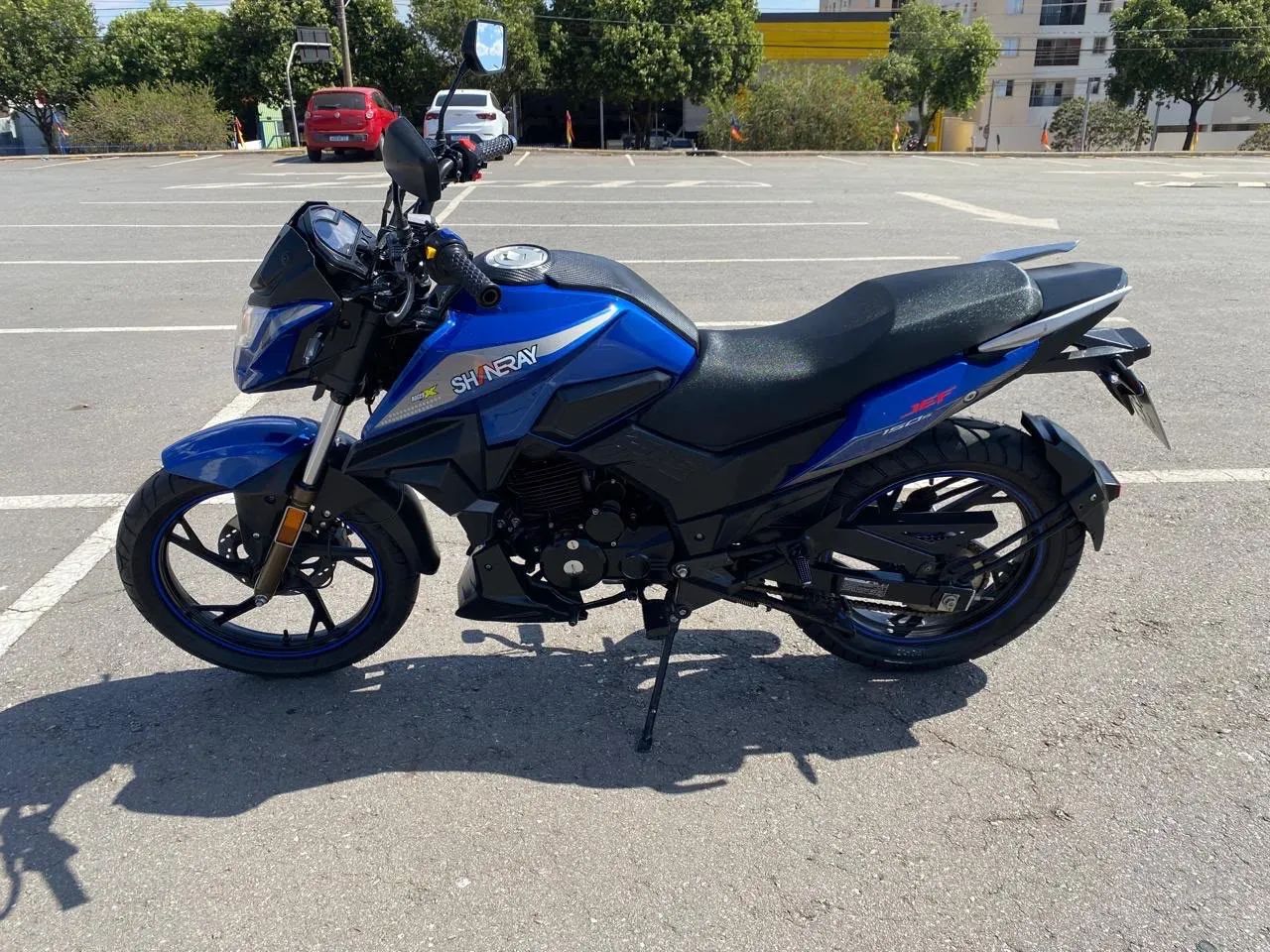 Moto 2025 - Foto 4