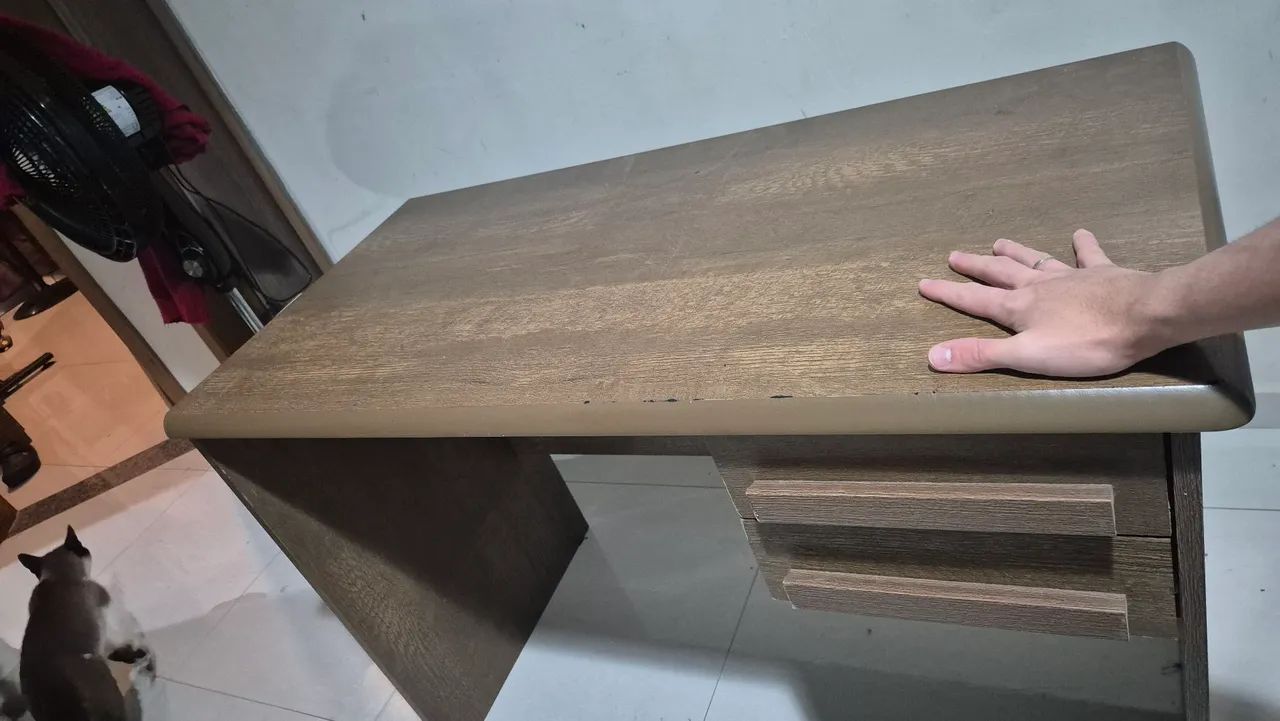 Mesa de trabalho - Foto 3