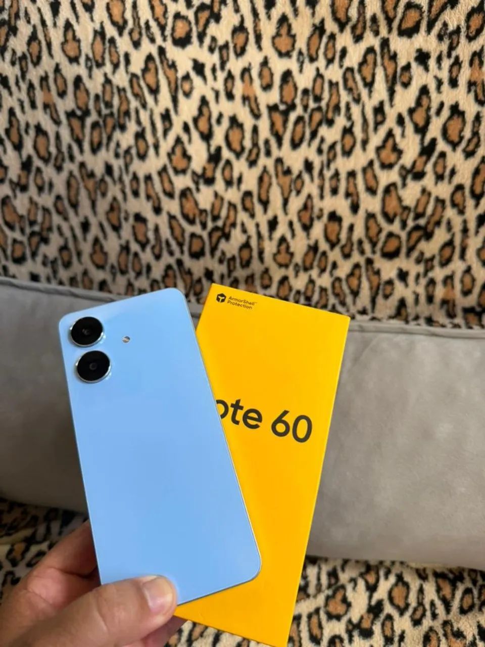 Realme note 60 