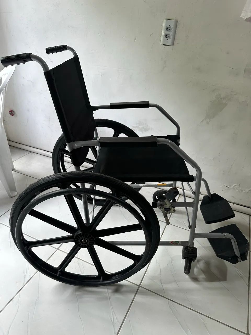 Cadeira de rodas - Foto 4