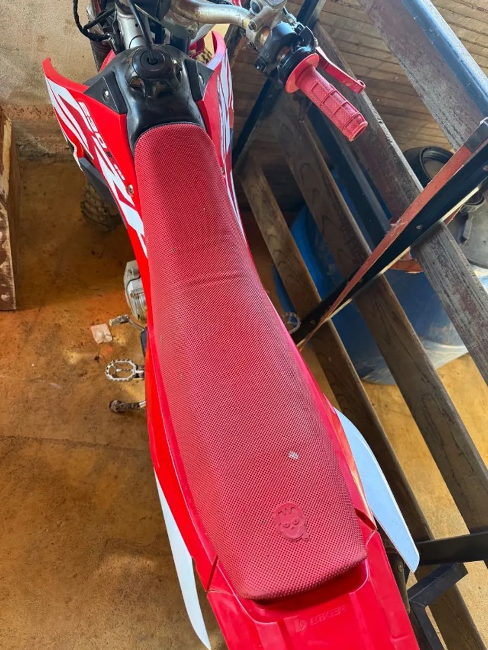 CRF230 - Foto 2