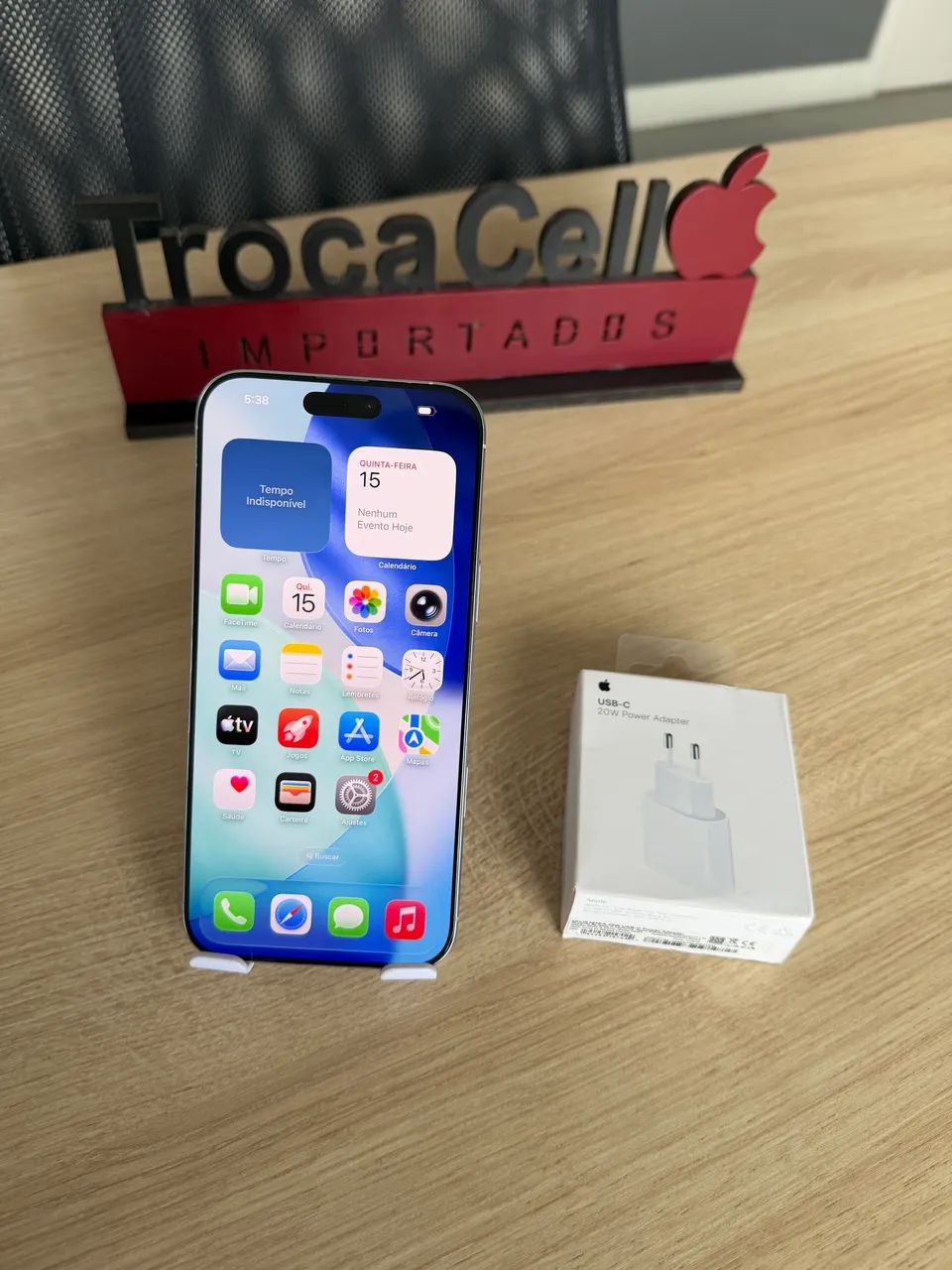IPhone 15 Pro Max 256GB Branco. Troco ou parcelo!! - Celulares e