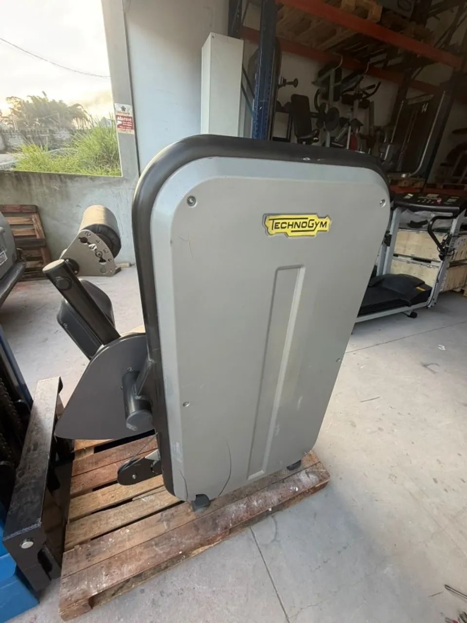 Máquina Lombar Technogym - Foto 4