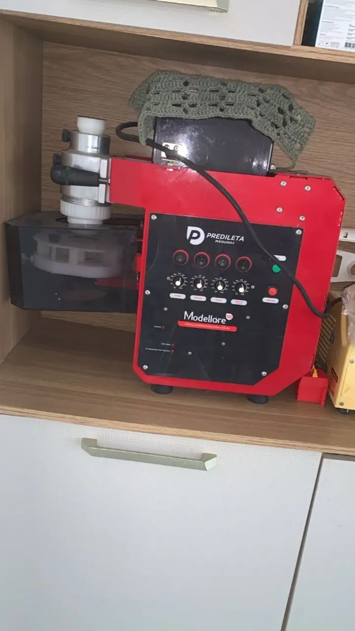 Maquina de salgados profissional