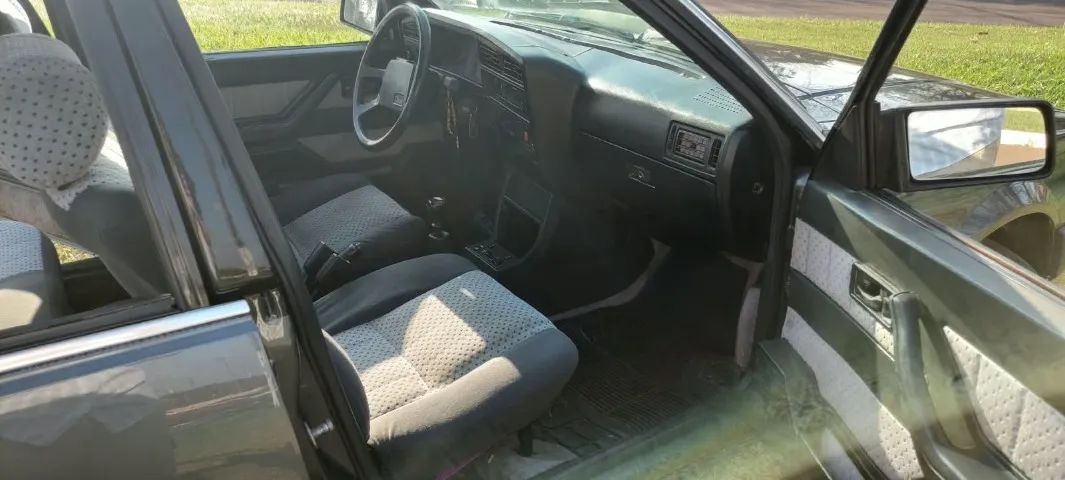 Chevrolet Monza Classic SE 2.0 /mpfi E EFI 2P E 4P 1987 - Foto 4