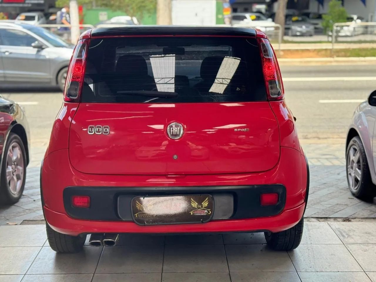 Fiat Uno Sporting 1.4 EVO Fire Flex 8V 4P 2013 - Foto 4