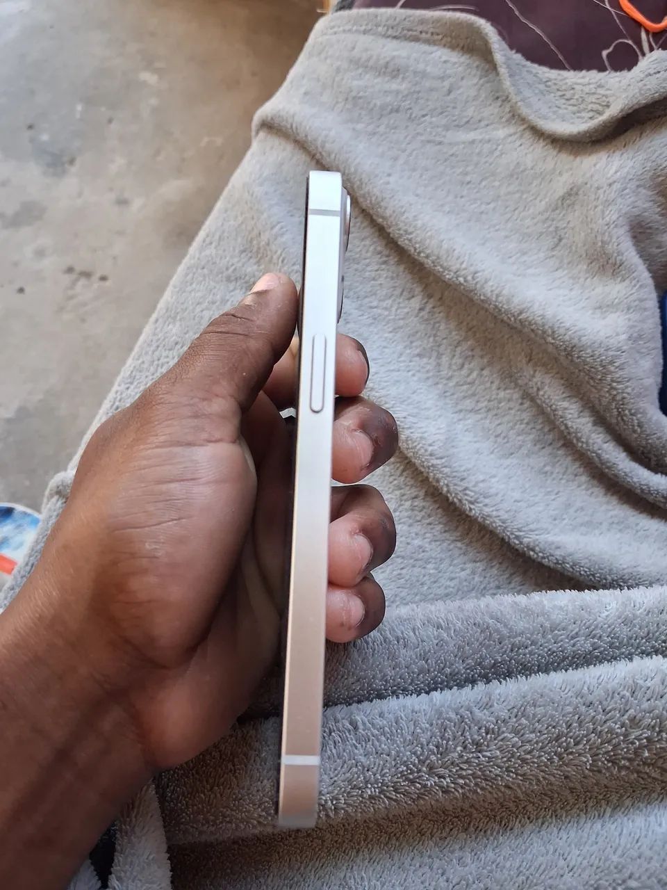 Vende-se iPhone 13  - Foto 4