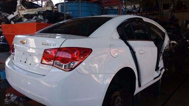Peças usadas Chevrolet Cruze LT Sedan 2012 2012 1.8 16v flex 144cv câmbio manual