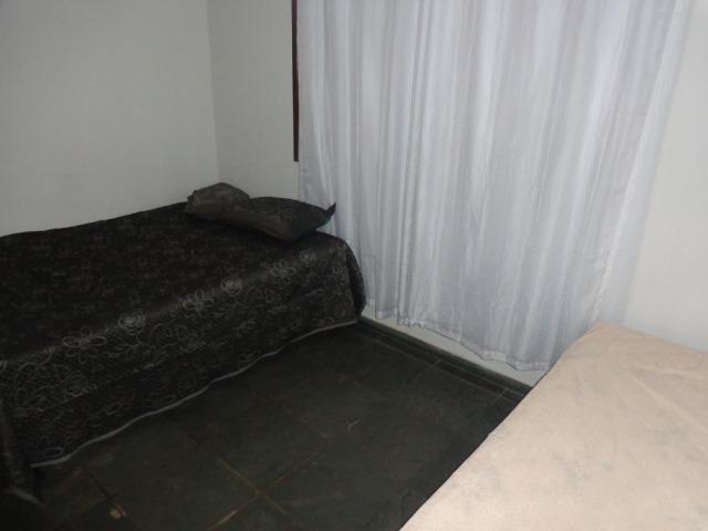 Casa c/ 5 quartos sendo 2 suítes , Churrasqueira e 3 vagas de garagem - Foto 4