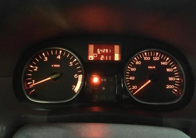 Renault Duster 2.0 16v Dynamique Hi-flex Aut. 5p - Foto 4