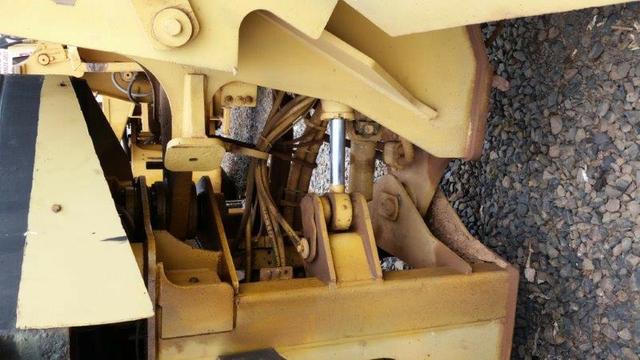 Pá carregadeira caterpillar 938g II 2004 - Foto 4