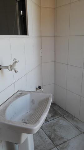 Alugo Quarto e Sala Com Garagem Em São Francisco Isento IPTU e Condomínio - Foto 14