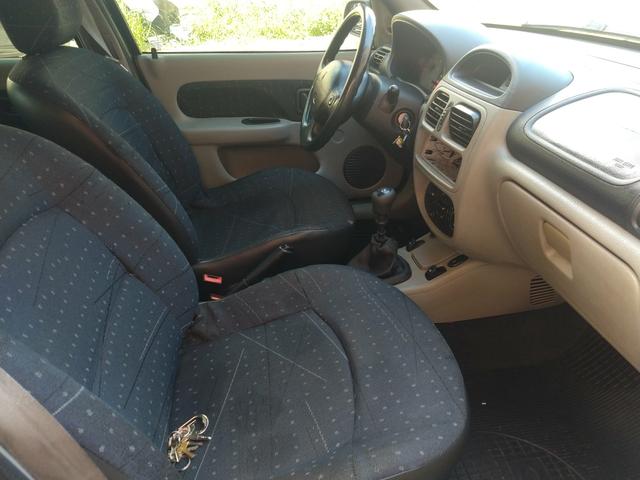 Clio sedan 1.6 2006 Completo - Foto 5