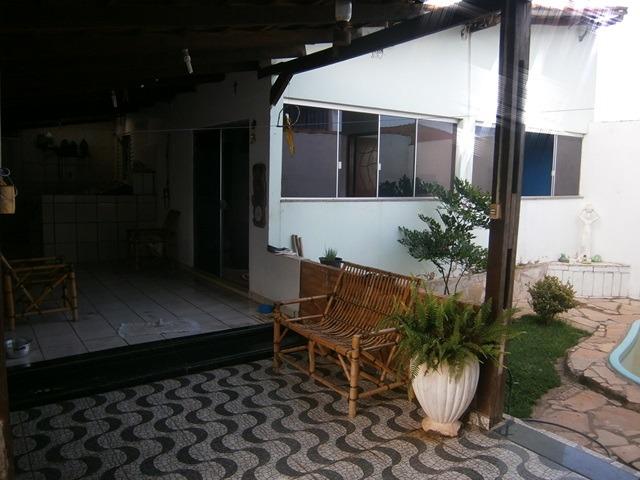 Samuel Pereira oferece: Casa Sobradinho 3 quartos Piscina Infantil Setor de Mansões