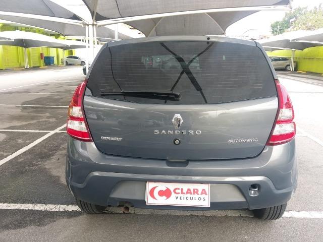 Renault Sandero Privilege 1.6 automático 2013 - Foto 6