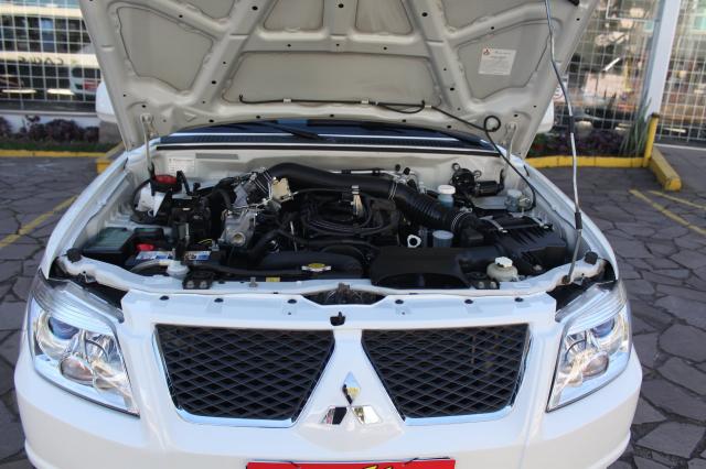 MITSUBISHI PAJERO TR4 2015/2015 2.0 4X2 16V 140CV FLEX 4P MANUAL - Foto 12