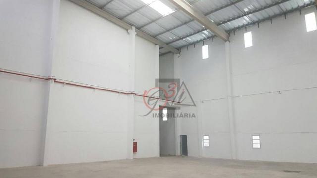 Galpão para alugar, 910 m² - Foto 8