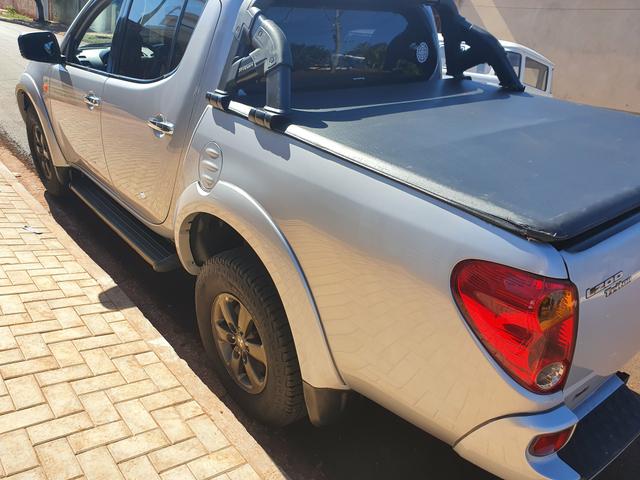 Mitsubishi triton l200 3.2 - Foto 10