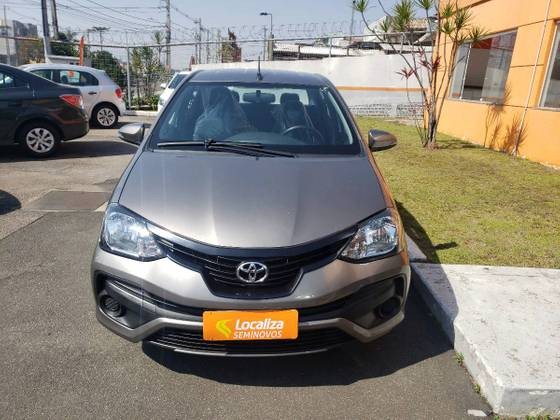 ETIOS 2019/2020 1.5 X PLUS SEDAN 16V FLEX 4P AUTOMÁTICO