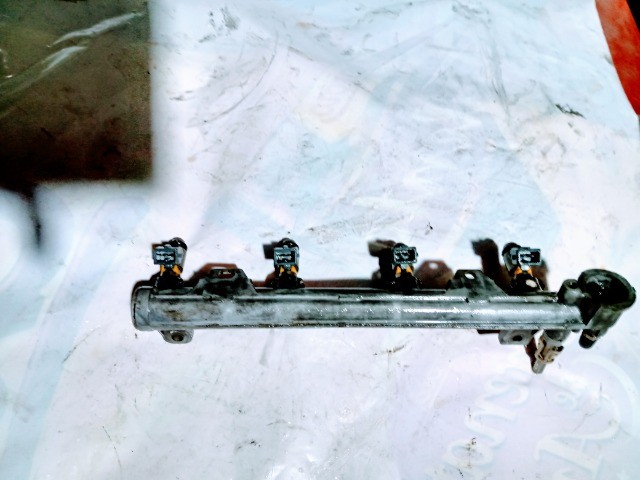 Flauta Com Os 4 Bicos Original Vw Gol 1.0 16v Motor At