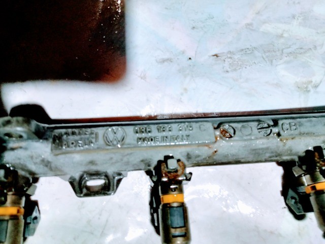 Flauta Com Os 4 Bicos Original Vw Gol 1.0 16v Motor At - Foto 2