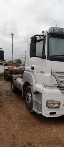 CAMINHÃO AXOR 2035