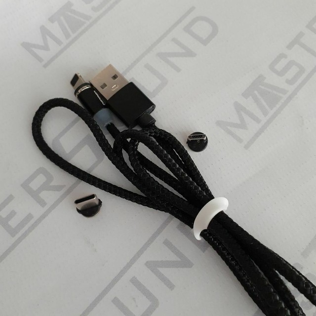 Cabo de dados 3 X 1. Magnético. Lightning, tipoc, micro usb. Novo. - Foto 2