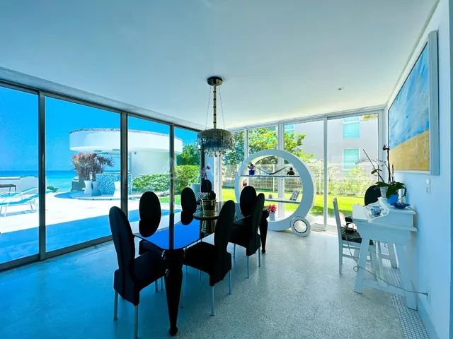 Casa de cinema com vista panorâmica do mar em condomínio fechado. (Aceita PERMUTA por imóv - Foto 7