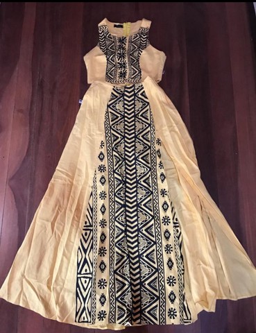 Conjunto croopeed e saia longa Negrif