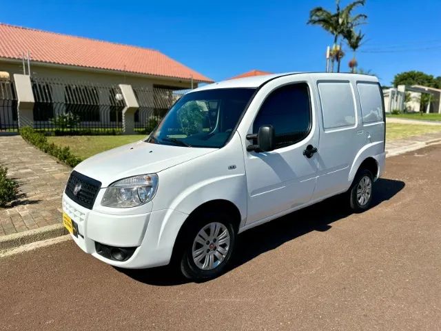 Utilitários Fiat Doblo Cargo à Venda em PR