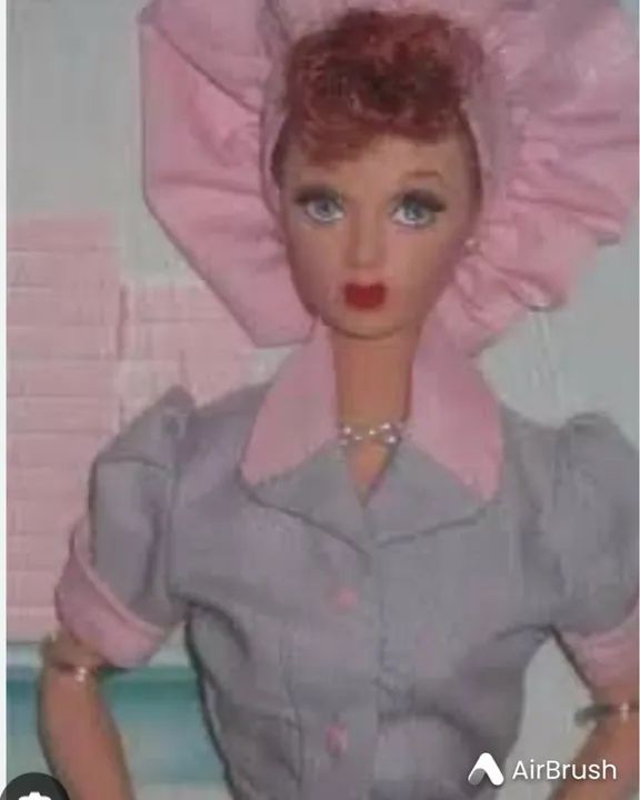 Barbie Lucyle boll  