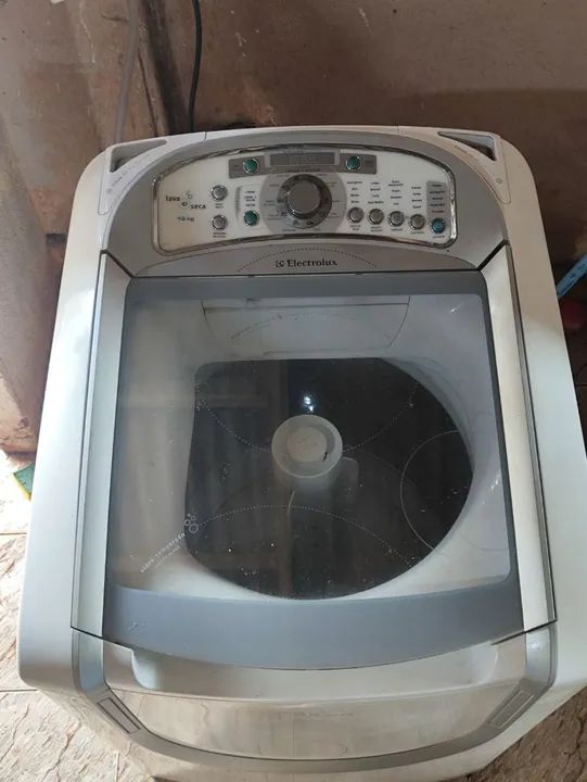 Máquina de Lavar Electrolux
