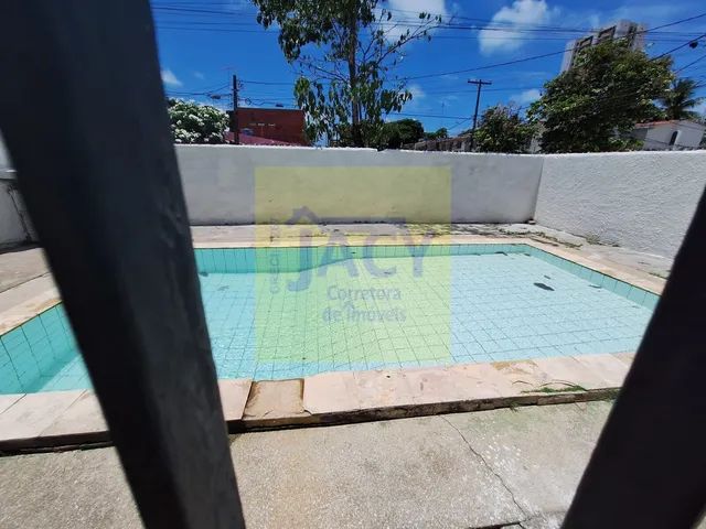 Apartamento em candeias Jaboatão 2qtos c/piscina 1vg há 2min.do mar