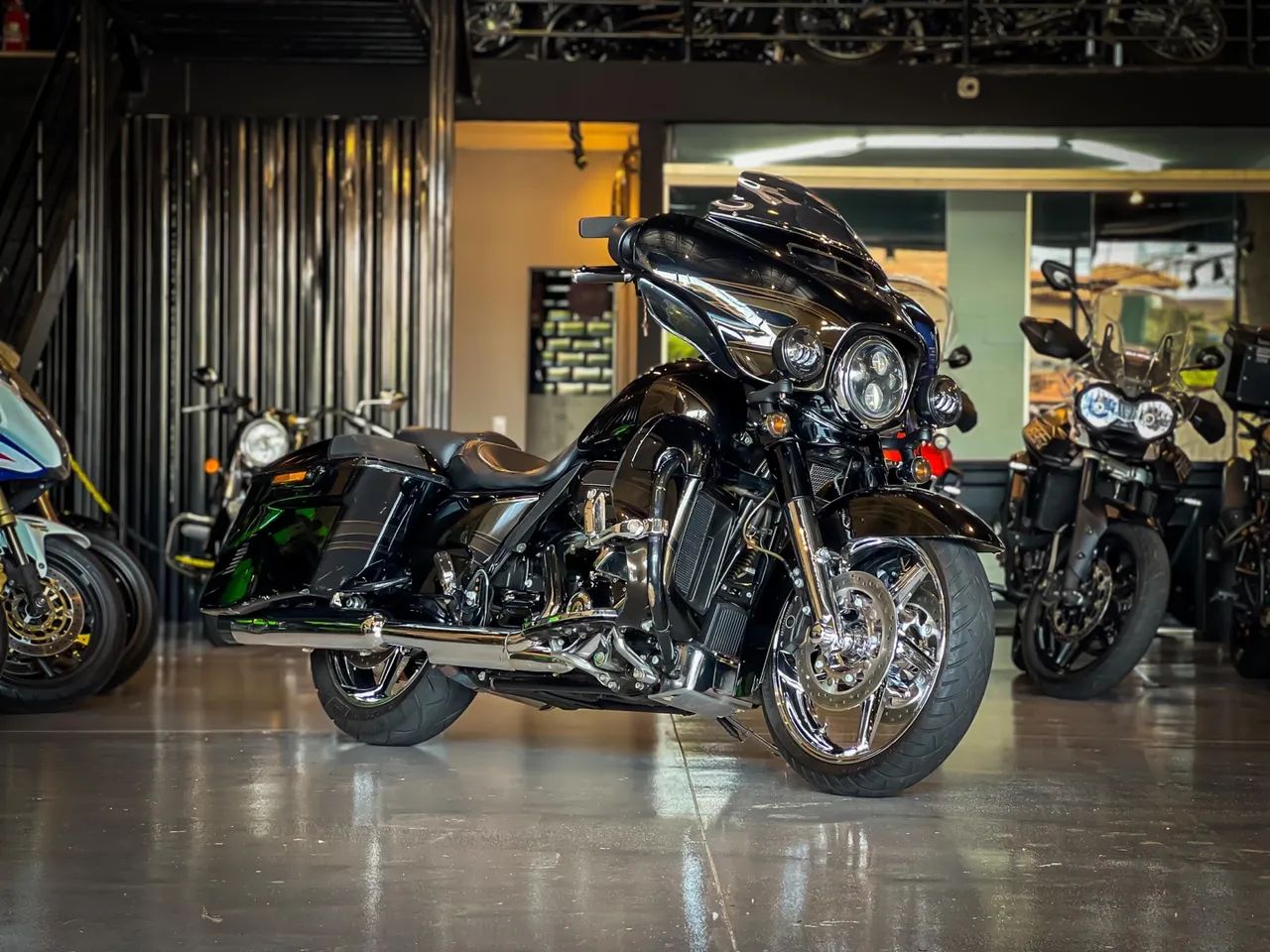 Harley Davidson Cvo Street Glide Flhxse 2015