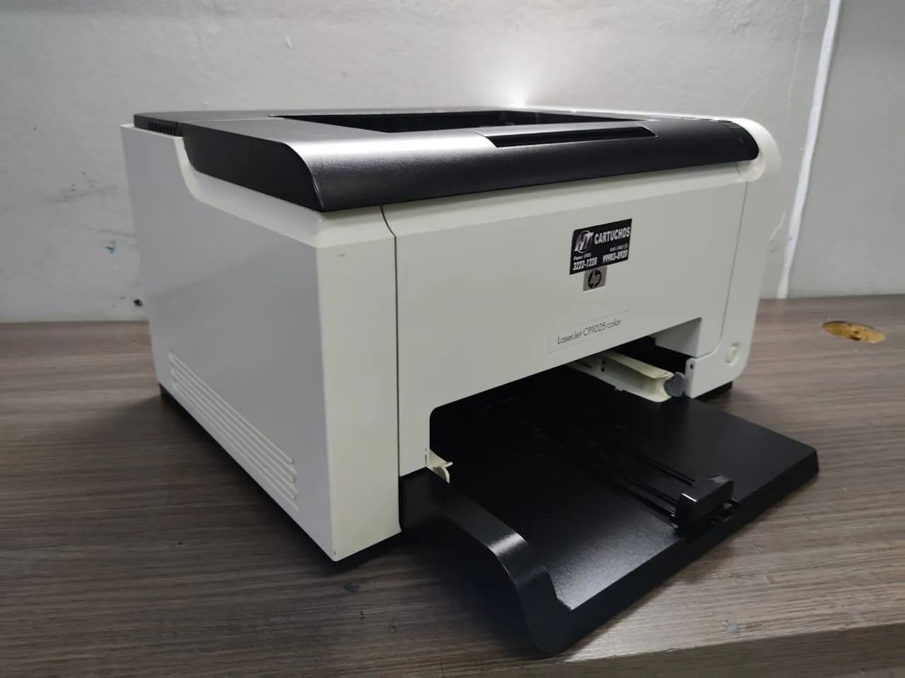 Impressora HP LaserJet CP1025 Color - Foto 3
