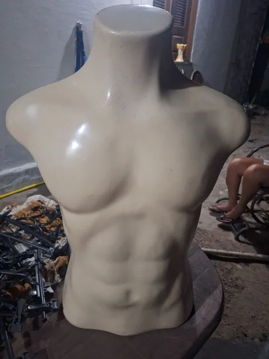 Manequin de homem busto