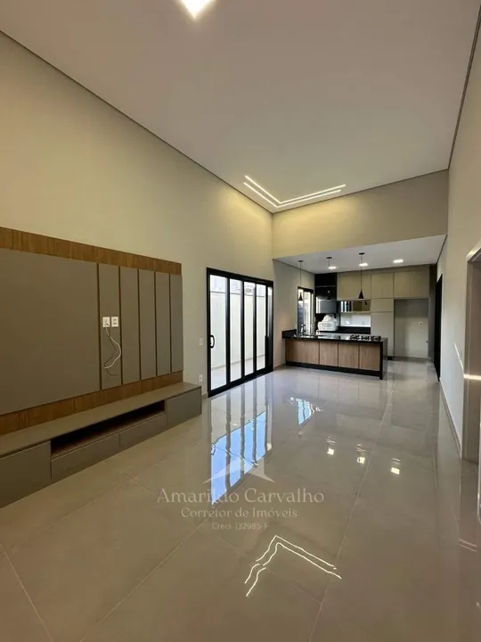 Vendo linda casa térrea no condomínio fechado Jd Sta Mônica