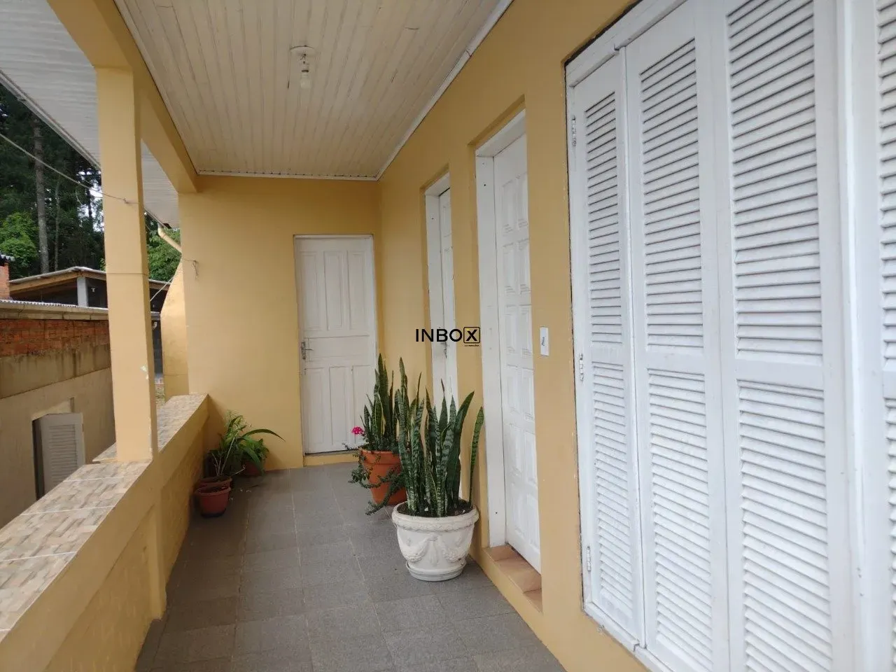 INBOX CIA IMOBILIARIA VENDE , CASA NO BAIRRO SAÕ ROQUE DE BENTO GONÇALVES.