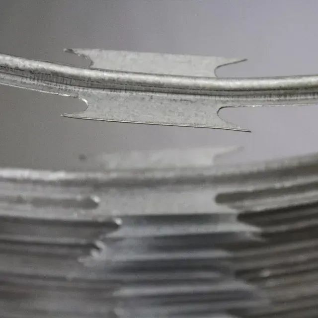 Kit cerca concertina 45cm x 8 metros - Foto 2